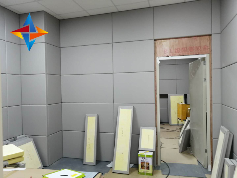 派出所公安局辦案區(qū)防撞軟包。星美建材